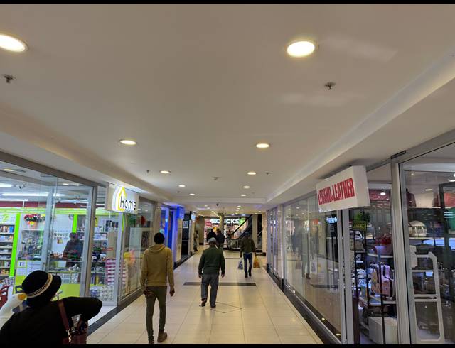 83M² BUILDING TO LET IN CAPE TOWN CITY CENTRE